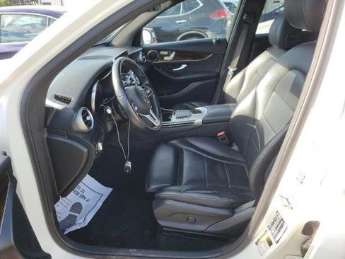 Used 2020 Mercedes-Benz GLC 300 4MATIC image 9