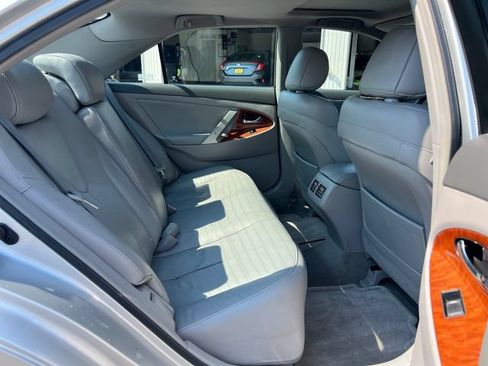 Used 2008 Toyota Camry XLE w/ Leather Pkg FWD image 10