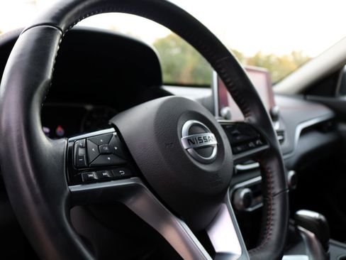 Used 2021 Nissan Altima 2.5 SR image 25