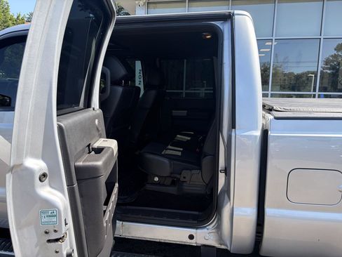 Used 2016 Ford F350 Lariat w/ Lariat Ultimate Package AWD/4WD image 34