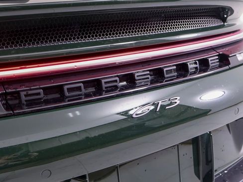 New 2026 Porsche 911 GT3 RWD image 11