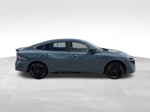 New 2026 Nissan Sentra SR w/ Floor Mat Package FWD image 10