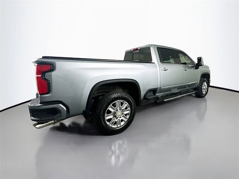 Used 2024 Chevrolet Silverado 2500 High Country image 7