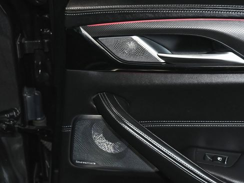 Used 2023 BMW M5 w/ Competition Package image 16