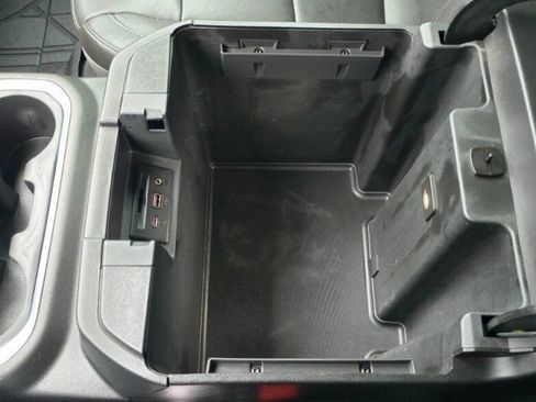 Used 2019 Chevrolet Silverado 1500 LTZ image 15