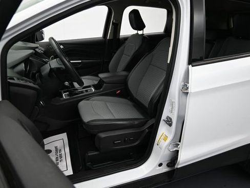 Certified 2019 Ford Escape SE FWD image 11