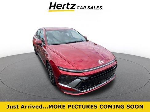 Used 2026 Hyundai Sonata Blue FWD image 1