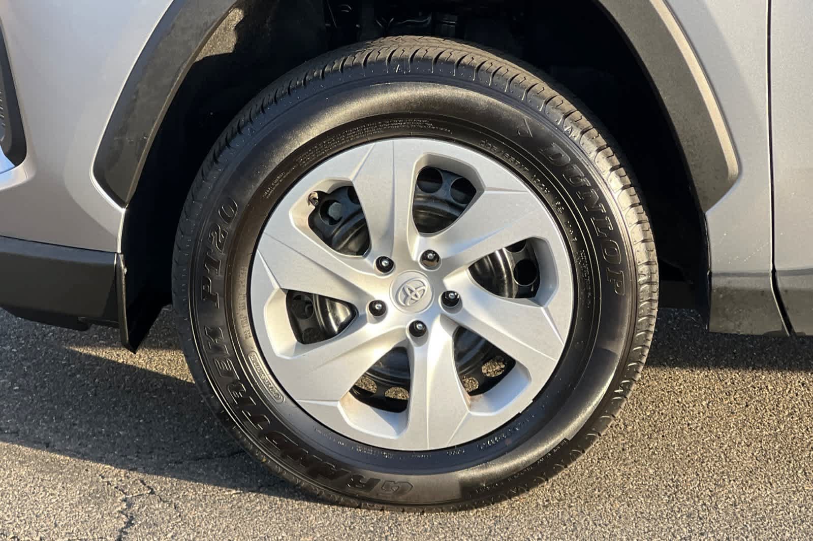 Certified 2025 Toyota RAV4 LE AWD/4WD image 30
