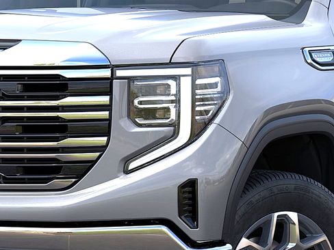 New 2026 GMC Sierra 1500 SLT RWD image 10