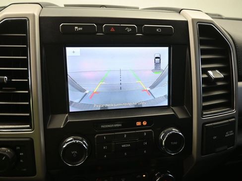 Certified 2021 Ford F250 Lariat w/ Lariat Value Package image 4