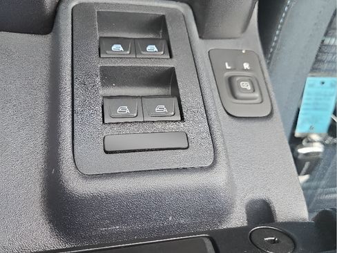 Used 2025 Ford Bronco Heritage Edition AWD/4WD image 22