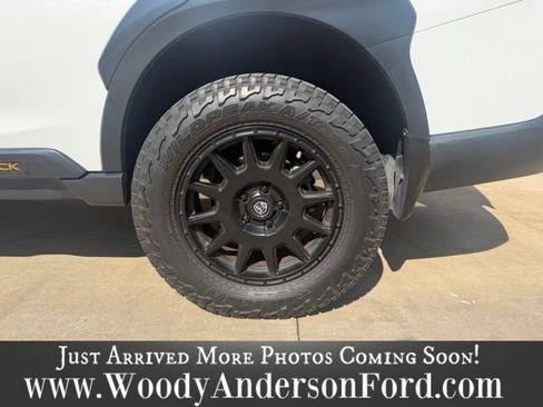 Used 2022 Subaru Outback Wilderness AWD/4WD image 7