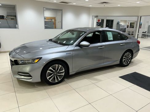 Used 2019 Honda Accord Hybrid image 5