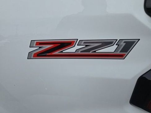 Certified 2023 Chevrolet Colorado Z71 w/ Z71 Convenience Package 2 image 17