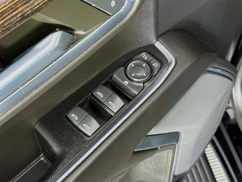 Certified 2022 GMC Sierra 1500 Elevation image 19
