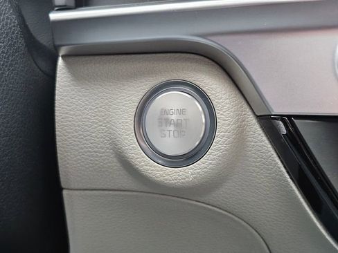 New 2025 Kia Telluride S image 25