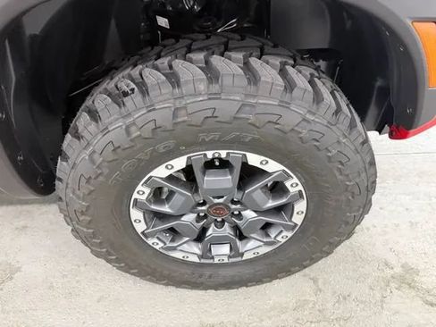New 2026 Nissan Frontier PRO-4X w/ Tow Package AWD/4WD image 4