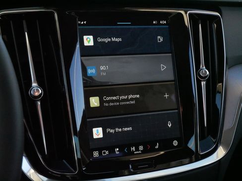 Used 2025 Volvo S60 B5 Core image 22