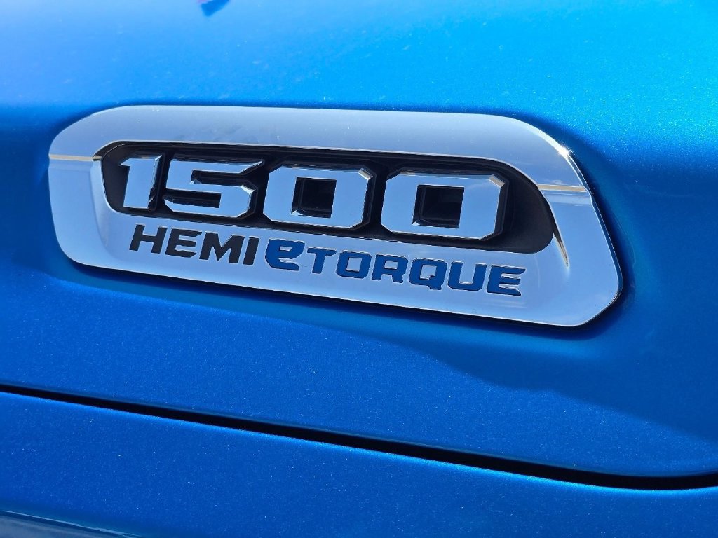 Used 2023 RAM 1500 Big Horn AWD/4WD image 13