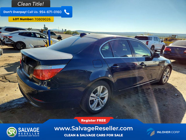 Used 2010 BMW 528i xDrive Sedan AWD/4WD image 4
