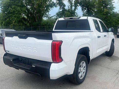 Used 2025 Toyota Tundra SR AWD/4WD image 6