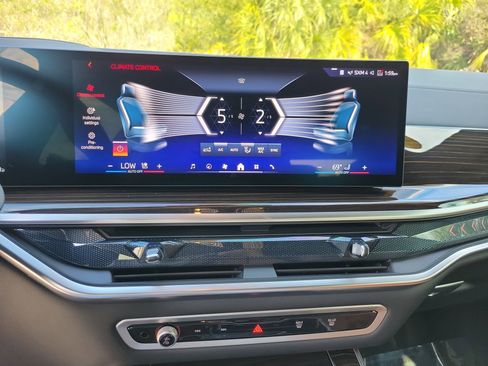 Used 2025 BMW X5 sDrive40i w/ M Sport Package image 20