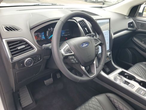 Used 2024 Ford Edge Titanium w/ Equipment Group 301A AWD/4WD image 13