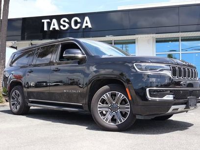 Used 2024 Jeep Wagoneer L Series II w/ Flexible Seating Group