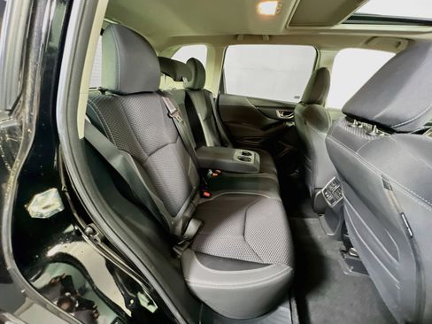 Used 2020 Subaru Forester Premium AWD/4WD image 26