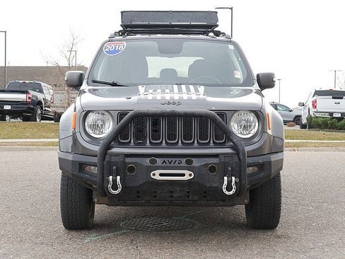 Used 2018 Jeep Renegade Trailhawk w/ Cold Weather Group II image 8