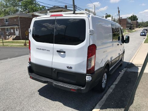 Used 2016 Ford Transit 250 w/ Exterior Upgrade Package RWD image 5