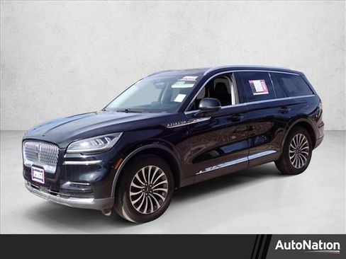 Used 2023 Lincoln Aviator Reserve image 1
