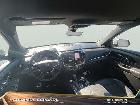 Used 2023 Chevrolet Traverse RS image 24