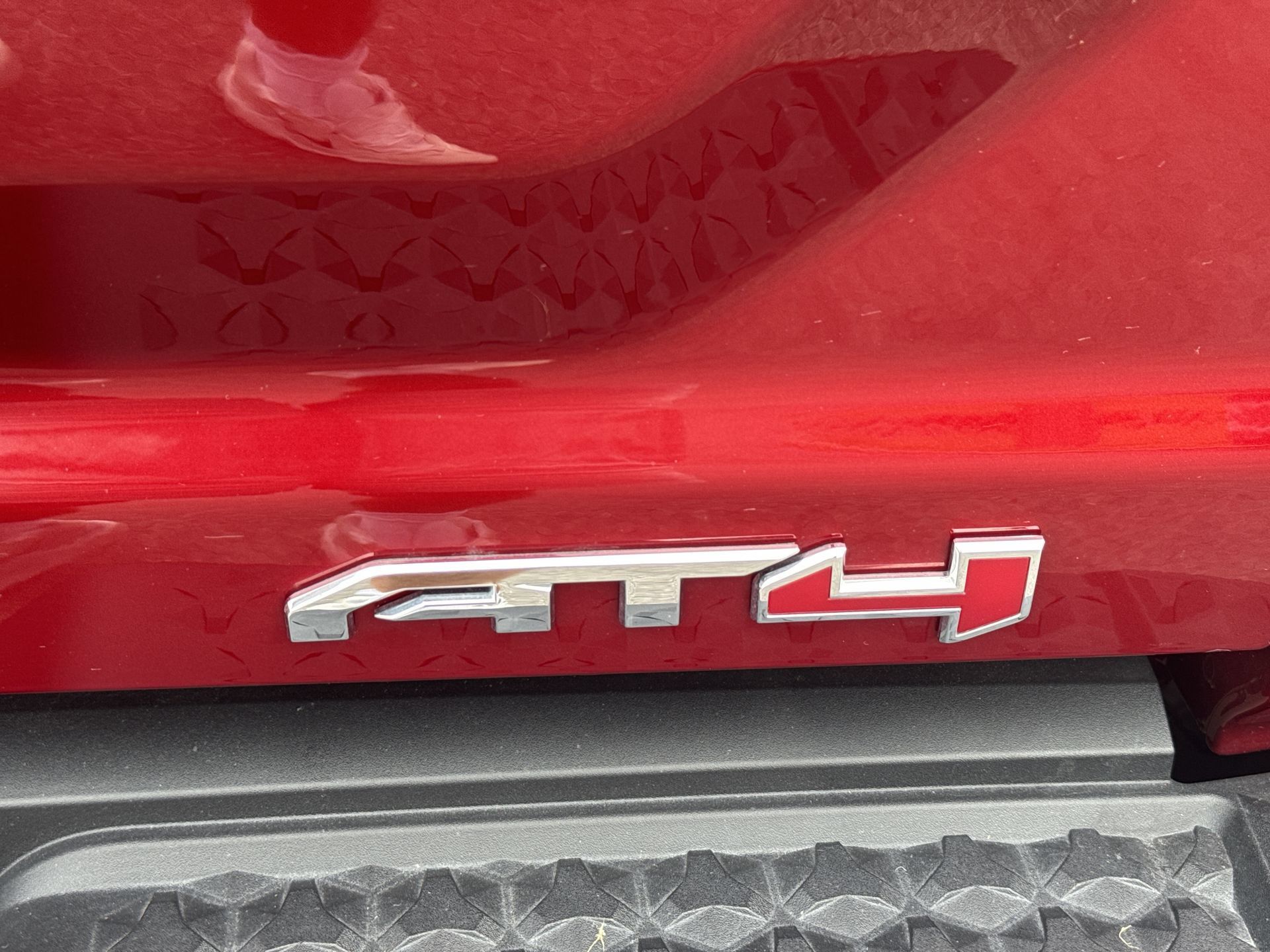 Used 2025 GMC Canyon AT4 AWD/4WD image 31