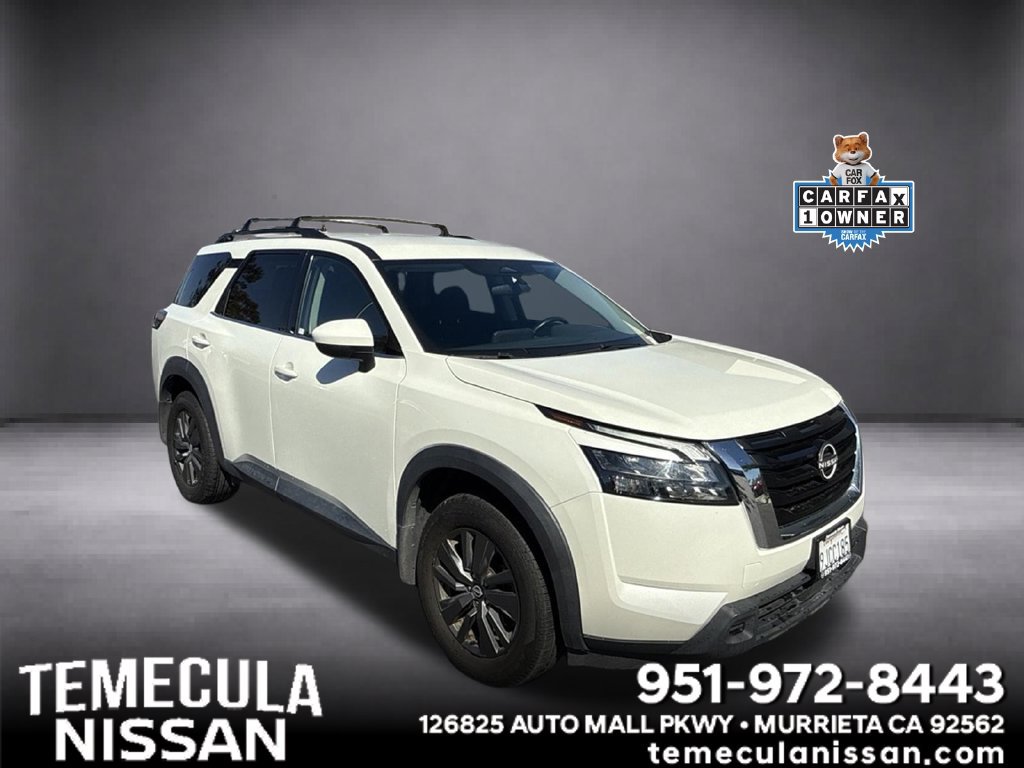 Used 2024 Nissan Pathfinder SV FWD image 1