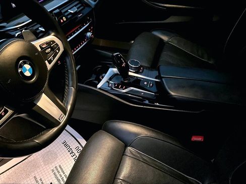 Used 2018 BMW 540i image 18