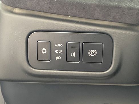 Used 2023 Fisker Ocean One image 31