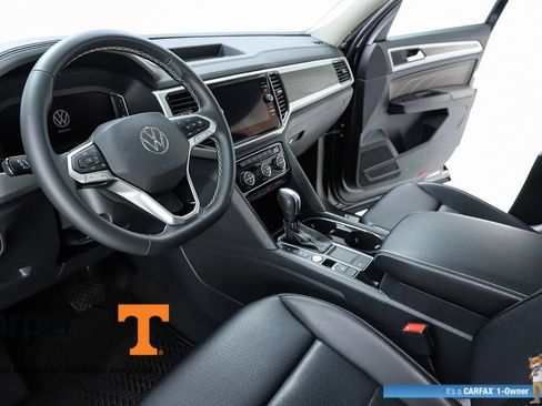 Used 2022 Volkswagen Atlas SE w/ Panoramic Sunroof Package FWD image 58