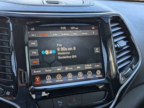 Used 2020 Jeep Cherokee Limited FWD image 18