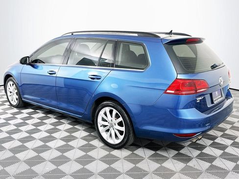 Used 2017 Volkswagen Golf SportWagen FWD image 8