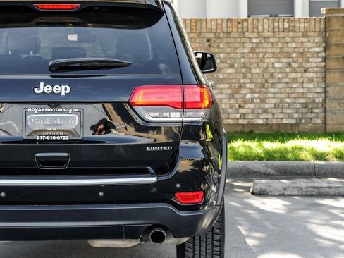 Used 2018 Jeep Grand Cherokee Limited image 57