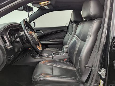 Used 2021 Dodge Charger SXT w/ Plus Group RWD image 13