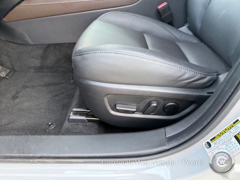 Used 2025 MAZDA CX-30 AWD 2.5 S w/ Premium Package image 22