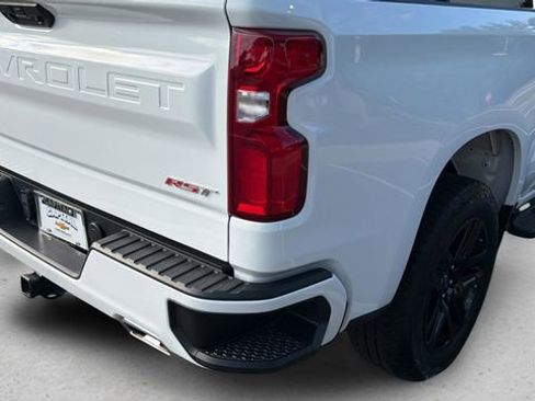 Used 2024 Chevrolet Silverado 1500 RST w/ Z71 Off-Road Package AWD/4WD image 36