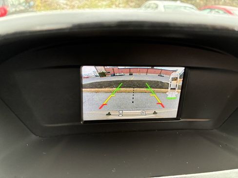 Used 2018 Ford Escape SE image 9