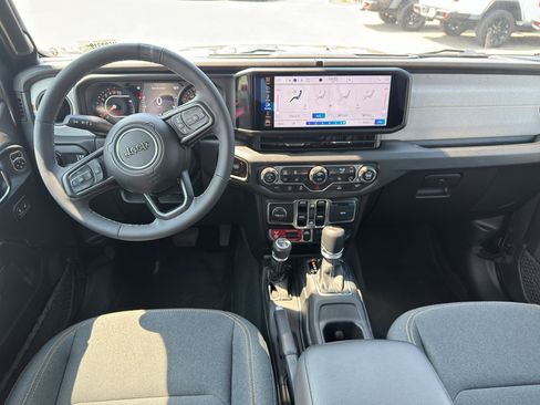 Used 2025 Jeep Gladiator Sport AWD/4WD image 20
