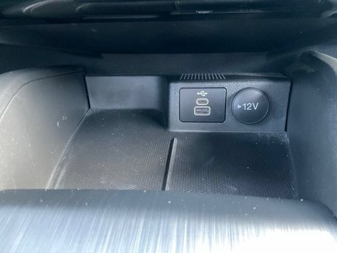 Used 2024 Ford Escape SE FWD image 32