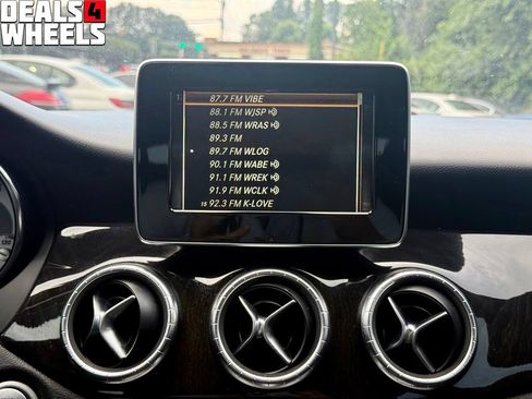 Used 2016 Mercedes-Benz CLA 250 4MATIC image 22