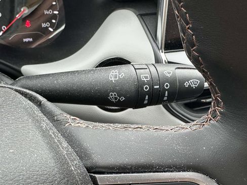 Used 2022 Jeep Compass Limited image 31