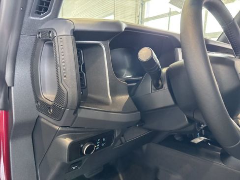 New 2025 Ford Bronco Badlands w/ Sasquatch Package image 25